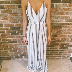 VICI Striped, backless jumpsuit